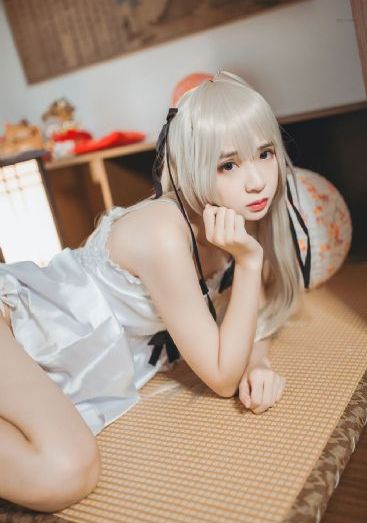 年轻善良的瘦子