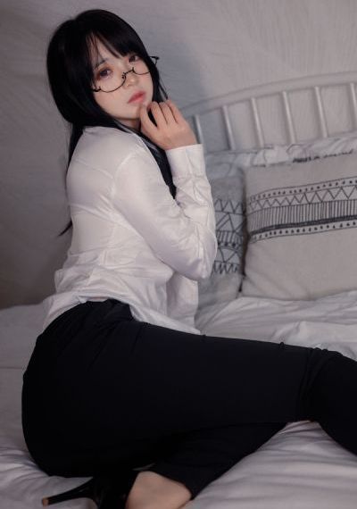 《吊带袜天使》