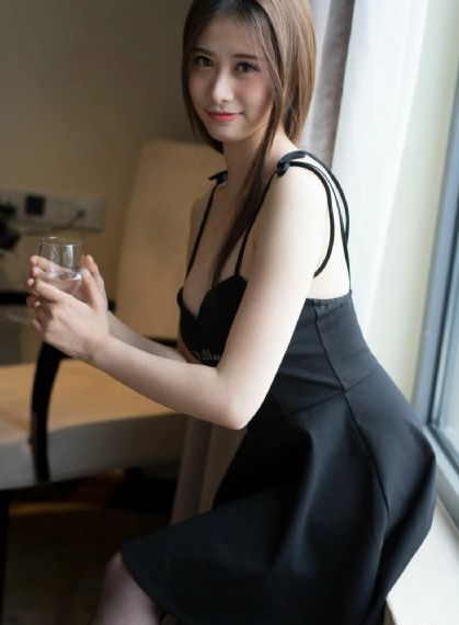 饥渴少妇伦色诱公