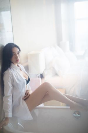 《年轻的母亲》