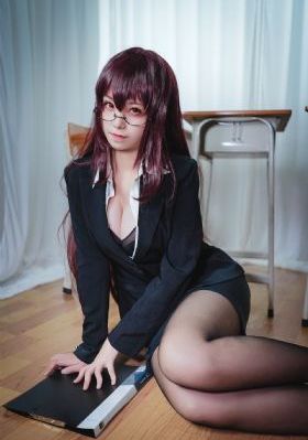 ipz634紧身裙老师在线播放
