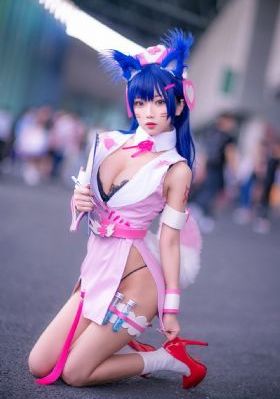 年轻妈妈