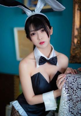 芳龄十六